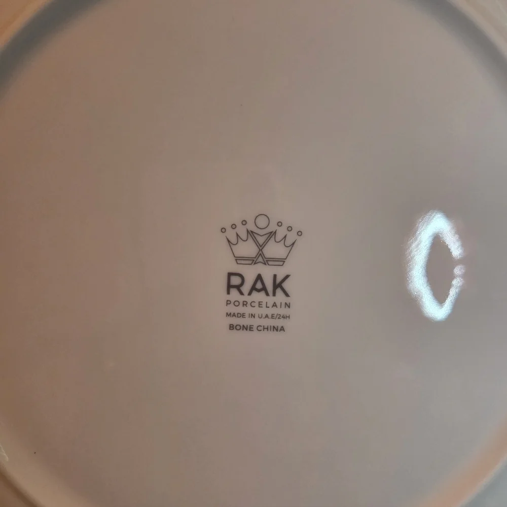 RAK Porcelain Cream 24k Gold Calendar Plate Bone China